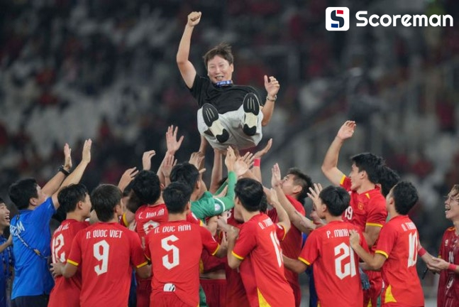 ‘김상식 매직’ 베트남, 라이벌 태국 꺾고 동남아시안게임 우승